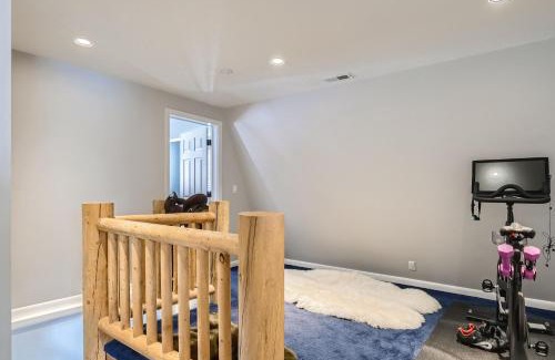 Timber Lakes House | 6 Bedroom Cabin by Xquisite Rentals