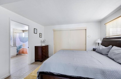 Racquet Club West Villa | 6 Bedroom Desert Oasis with pool, spa, & putt-putt