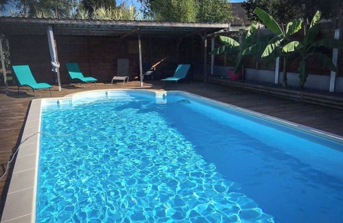 Bouessay House | 6 bedroom vacation home with swimming pool - La Belle Rochette