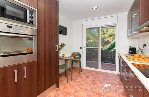 Olivella Villa | 6 Bedroom Villa with Wonderful Panoramic Views