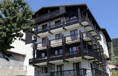 Aussois Apartment | 6-person apartment with balcony and internet in Aussois