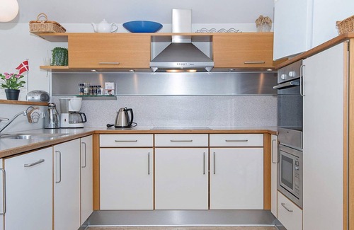 Bønnerup Strand Apartment | 6 person holiday home in Glesborg