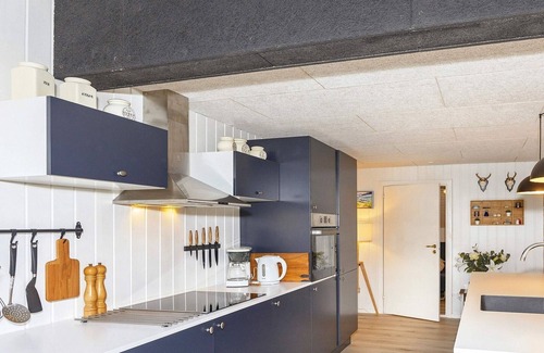 Hvalpsund House | 6 person holiday home in Farsø-By Traum