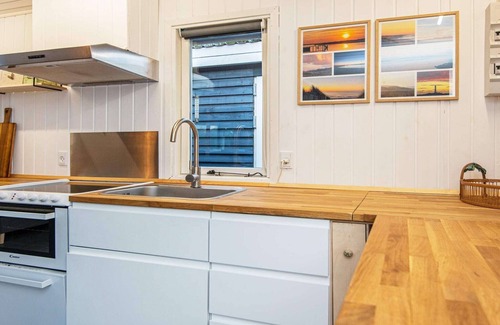 Ronde House | 6 person holiday home in Rønde-By Traum