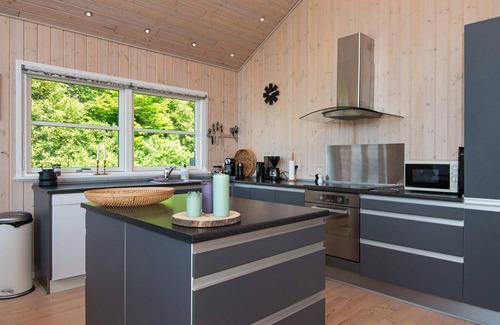 Skaven Strand House | 6 person holiday home in Tarm