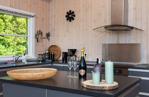 Skaven Strand House | 6 person holiday home in Tarm