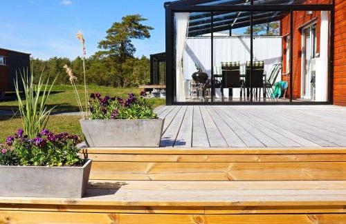 Saffle Municipality House | 6 person holiday home in SÄFFLE-By Traum