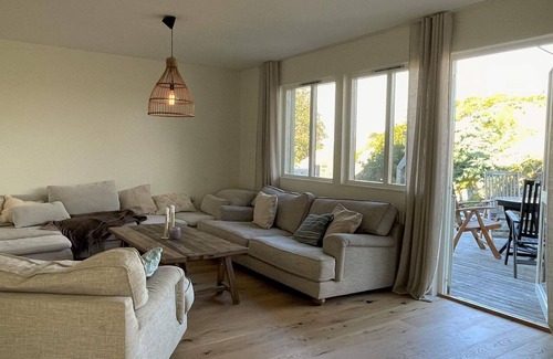 Hono House | 6 person holiday home in Hönö