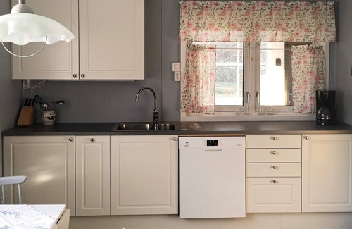 Balsfjord House | 6 person holiday home in Storsteinnes