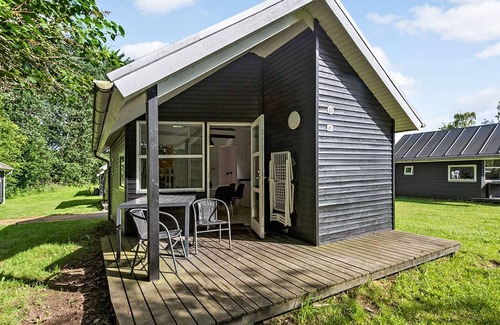 Beder Malling House | 6 person holiday park home in Malling