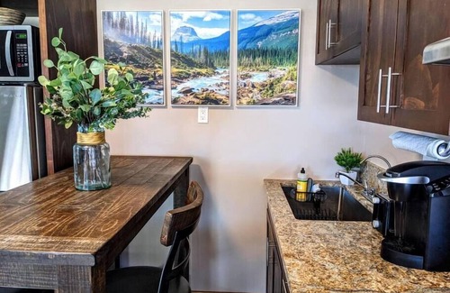 Pauma Valley Cabin | # 6. The Hawks Hideout - Cabin W/Lake Views