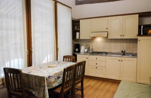 Longare Apartment | 60 m² Apartment ∙ 2 bedrooms ∙ 4 guests