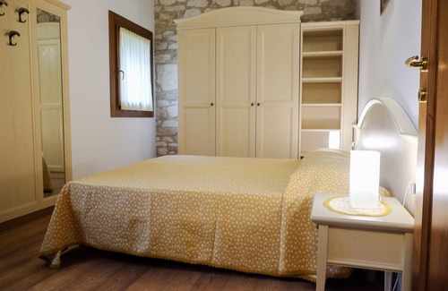 Longare Apartment | 60 m² Apartment ∙ 2 bedrooms ∙ 4 guests