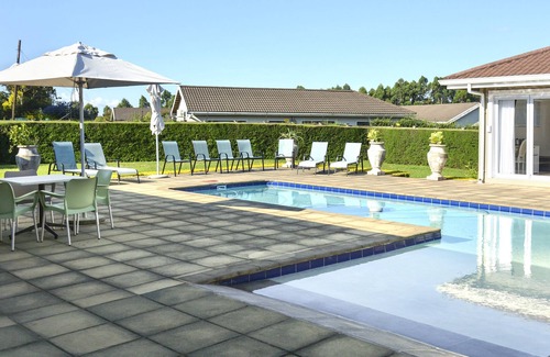 Hilton Bed & Breakfast | 66 On Monzali