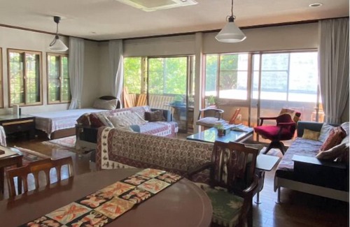 Ota House | 6min from Shinagawa, 20min from Shibuya/Akihabara, 3min walk from station, 6LDK for up to 22 people, crib and kitchen.