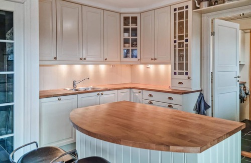 Sirdal House | 7 bedroom awesome home in Tjørhom