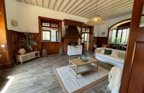 Annonay House | 7 Bedroom Private vacation home in Annonay