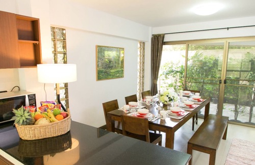 Thung Maha Mek House | 7 BR 4 Stories Townhouse 5min walk to MRT Central Bangkok