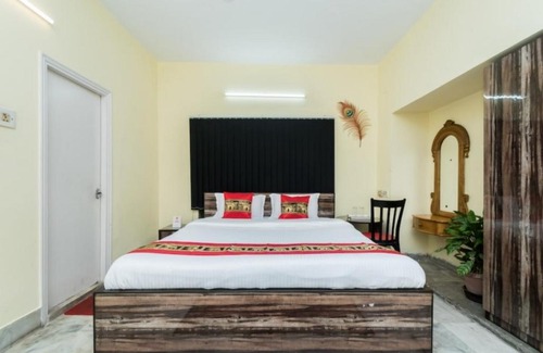 Sector II House | 7 DIV GUEST HOUSE