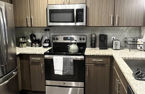 Aldine Apartment | 7 Min to IAH/Texas Cocktail Week Hub — Fast WiFi & Free Parking