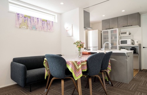 Shimomeguro House | 7 min walk from Meguro Station, 2 bedrooms, 6 min to Shibuya, 14 min to Roppongi, 14 min to Shinjuku