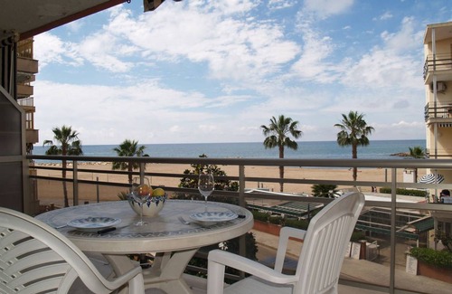 Cambrils Apartment | 70 m² Apartment ∙ 3 bedrooms ∙ 5 guests