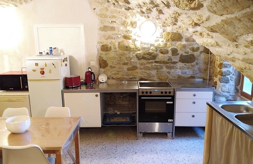 Sainte-Anastasie Apartment | 70 m² in Vic Ste Anastasie between Nîmes and Uzès, in the heart of the Gardon gorges