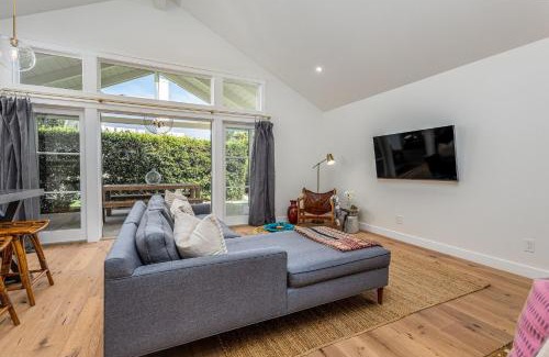 Solana Beach House | 727 Sonrisa St home