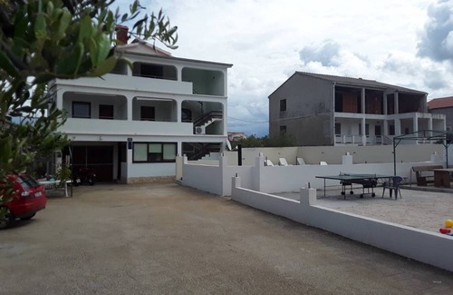 Vrsi Apartment | 73 m² Apartment ∙ 2 bedrooms ∙ 5 guests