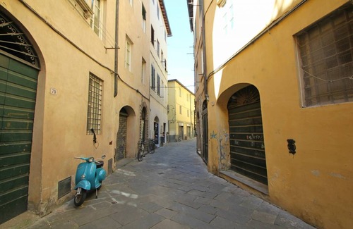 Lucca Historical Center Villa | 75 m² Villa ∙ 1 bedroom ∙ 4 guests