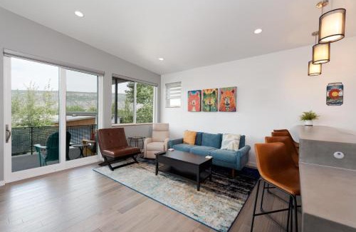 Durango House | 784 Florida