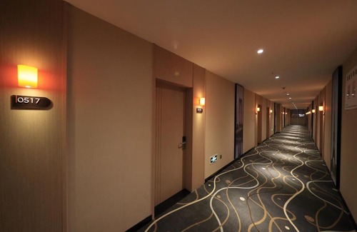 Shizhu Tujia Autonomous County Hotel | 7Days Premium Chongqing Shizhu Caixincheng High-Speed Railway Station Branch