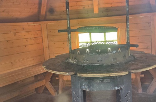 Balminnoch House | 8 Guests - Pet Friendly - Three Lochs Holiday Park