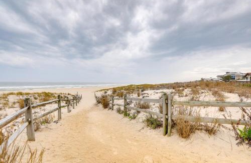 Surf City Apartment | 8 Mi Barnegat Lighthouse Apt with Balcony!