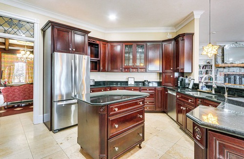 Gettysburg House | 8 Mi to Dtwn: Expansive Estate in Gettysburg!