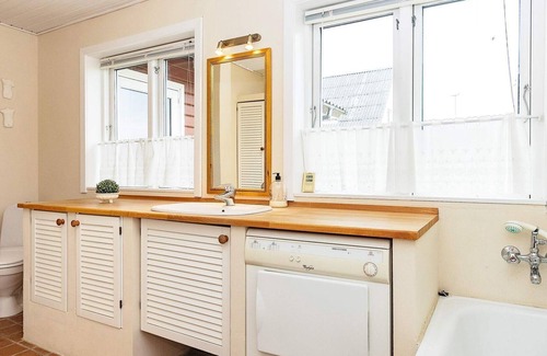 Bogense House | 8 person holiday home in Bogense