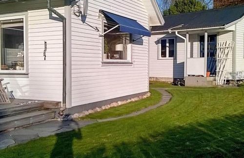 Lerum House | 8 person holiday home in LERUM