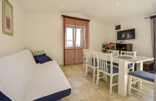 Karlobag Apartment | 80 m² Apartment ∙ 2 bedrooms ∙ 6 guests