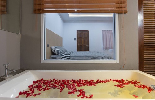 Phunphin Hotel | 88 Fine Hotel