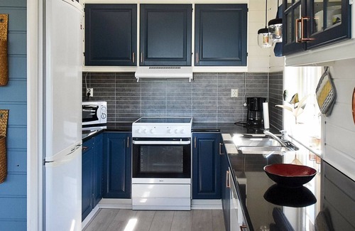 Gjengstoa House | 9 person holiday home in Farstad-By Traum