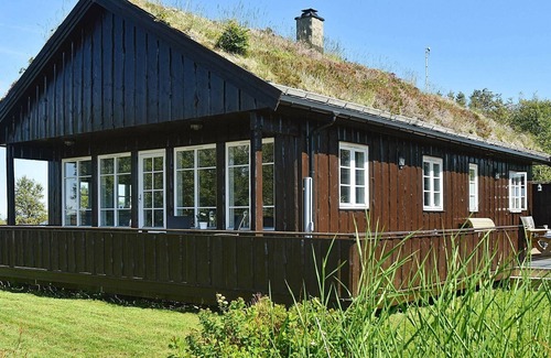 Gjengstoa House | 9 person holiday home in Farstad-By Traum
