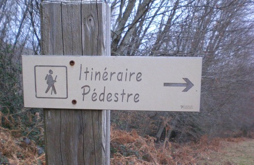 Aramits Apartment | 90 m² - 4 Personnes + Immense Jardin. En Béarn, Près du Pays Basque