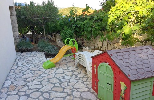 Lumbarda Apartment | 90 m² Apartment ∙ 2 bedrooms ∙ 6 guests