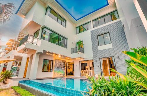 Khlong Tan Nuea Villa | 944summer villa曼谷中心Asok&Tong Lor800海天别墅