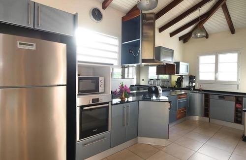 Riviere-Salee Villa | 972D3 - Villa Tamarin 240m2 vue panoramique