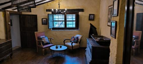 Canada del Provencio Ski Chalet | A 11 km de Riopar Casa Acogedora con sabor antaño