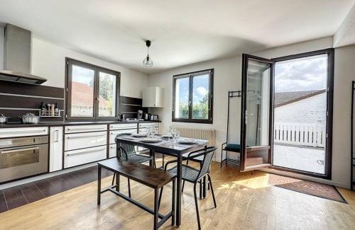 Chevry Apartment | A 6 mns de la station de ski Crozet, proche Genève