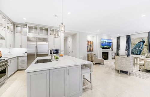 Orchard Hills Villa | A beautiful villa in the Orchards with swimming pool and spa