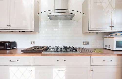 Swanage House | A beautifully furnished, stone cottage in Swanage with garden and parking.