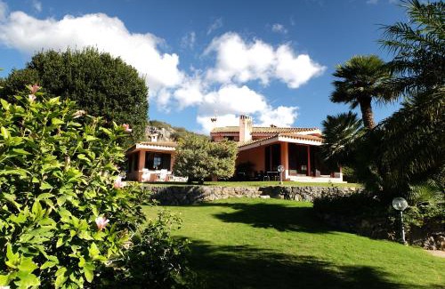 Carbonia Bed & Breakfast | A Casa Di Angela B&B